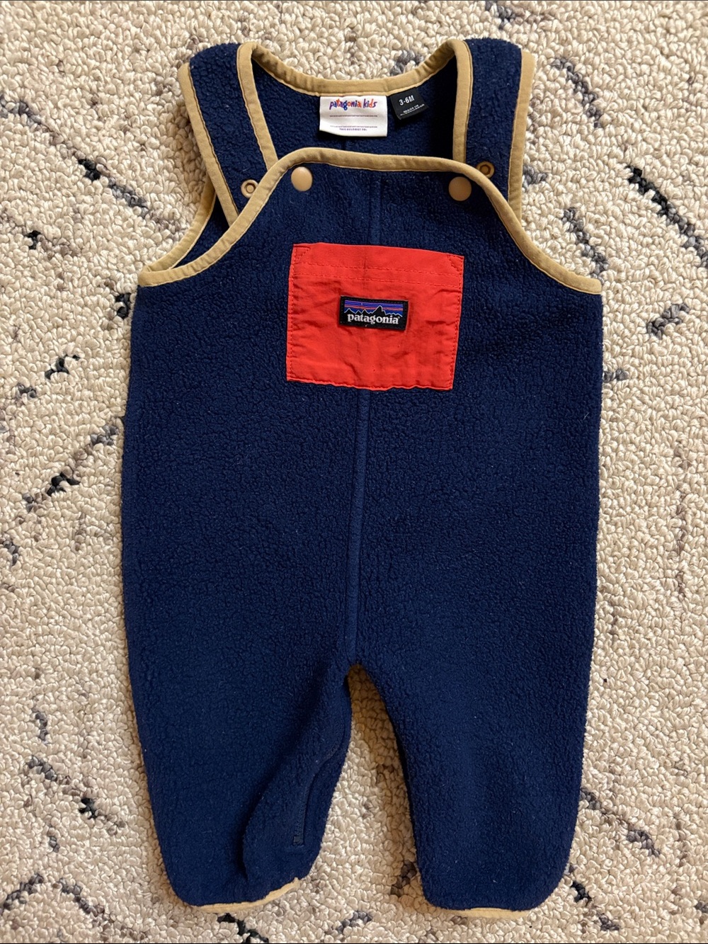 Patagonia kids Fleece Overalls (3/6m)
